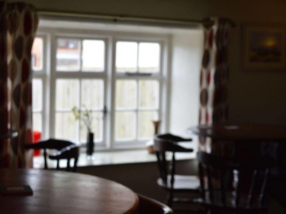 The Windmill Inn Badby Exterior photo