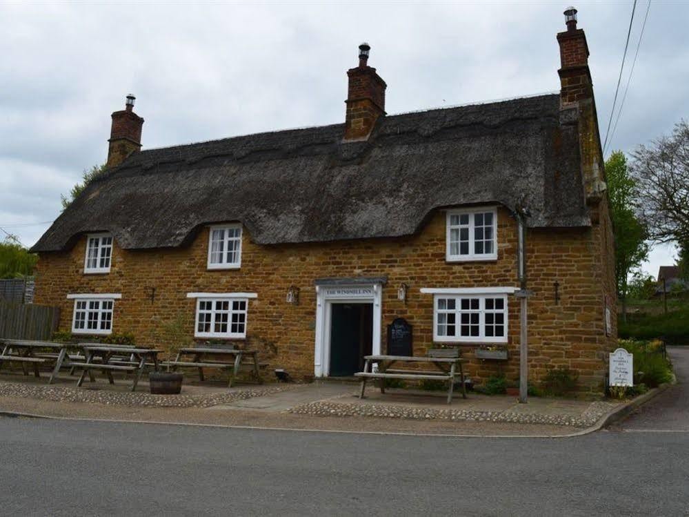 The Windmill Inn Badby Exterior photo